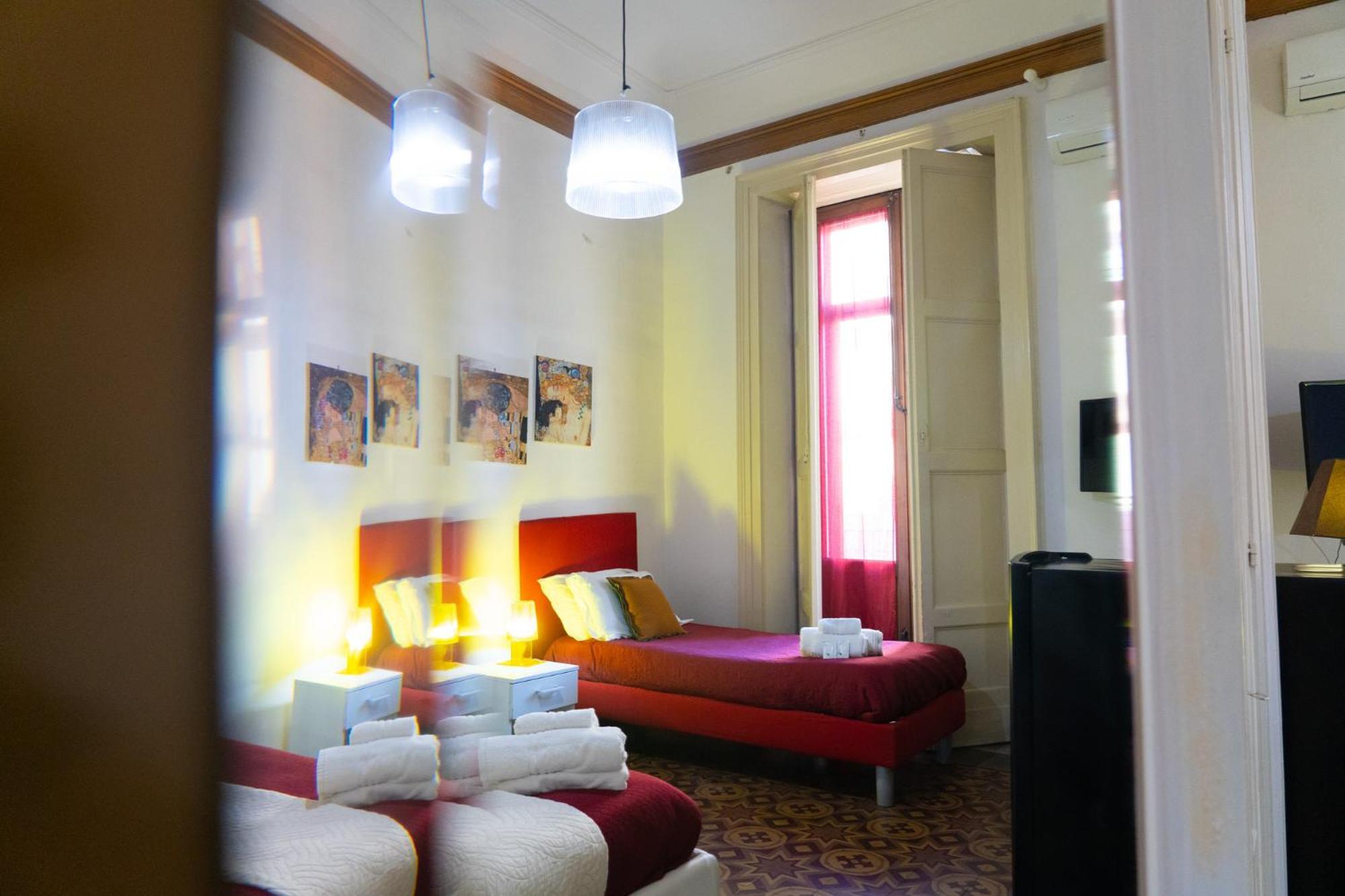 B&B Opera Catania-Fontanarossai nemzetközi repülőtér Kültér fotó