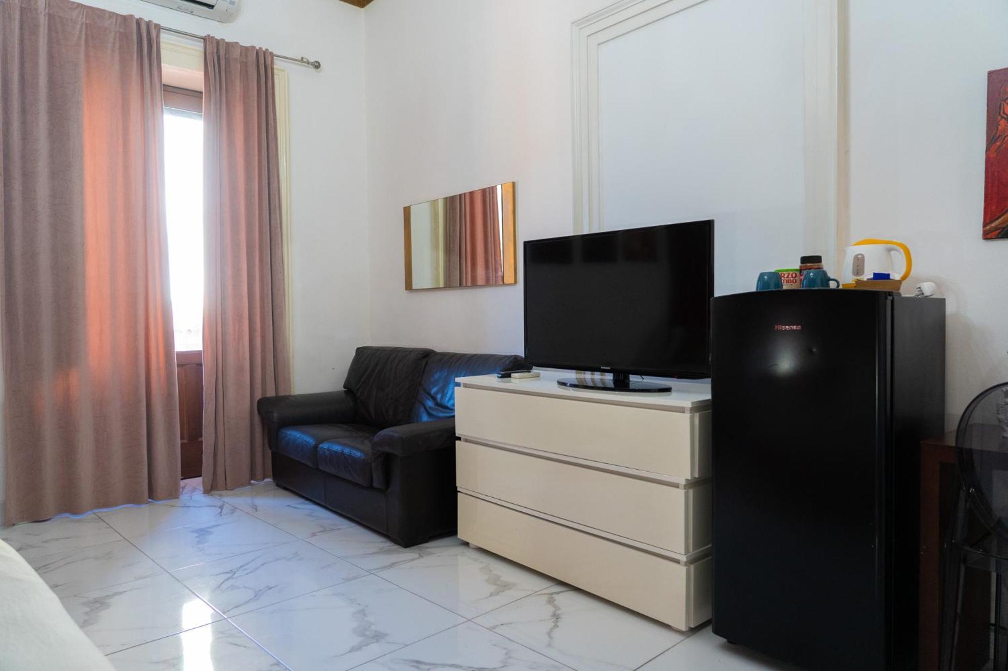 B&B Opera Catania-Fontanarossai nemzetközi repülőtér Kültér fotó