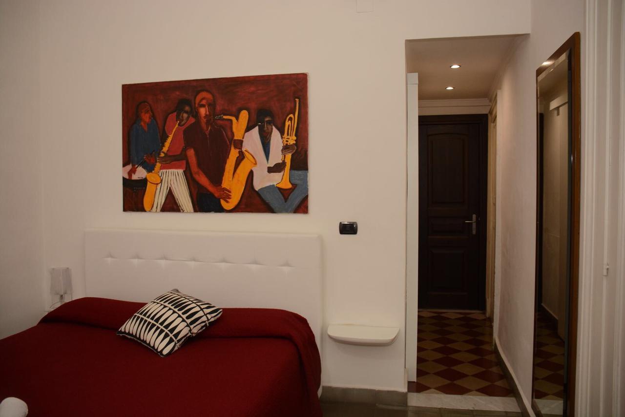 B&B Opera Catania-Fontanarossai nemzetközi repülőtér Kültér fotó